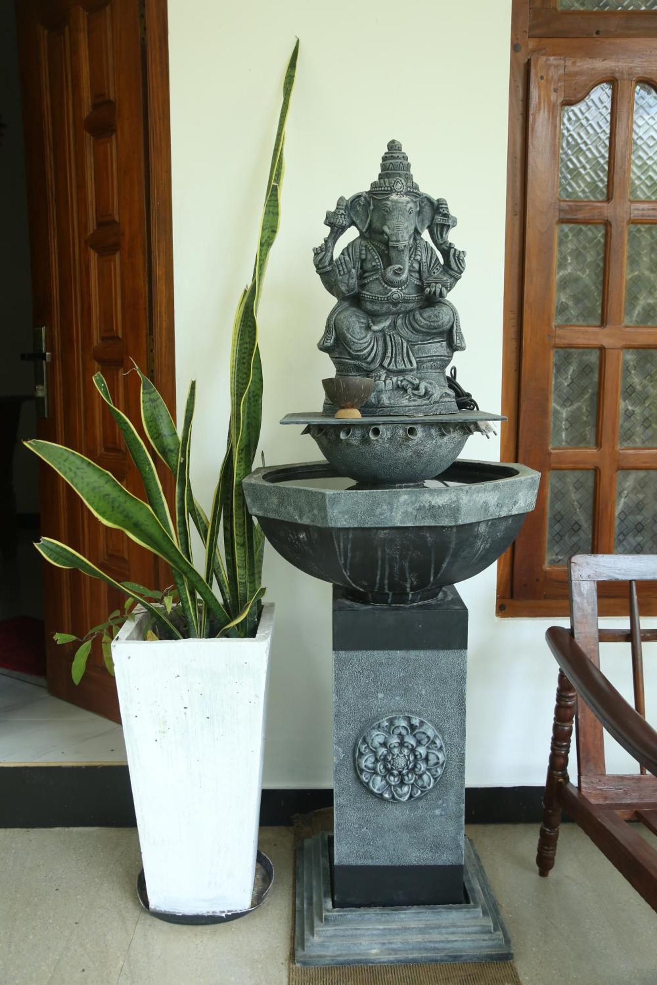 Rose Fort Homestay Jaffna Exteriör bild