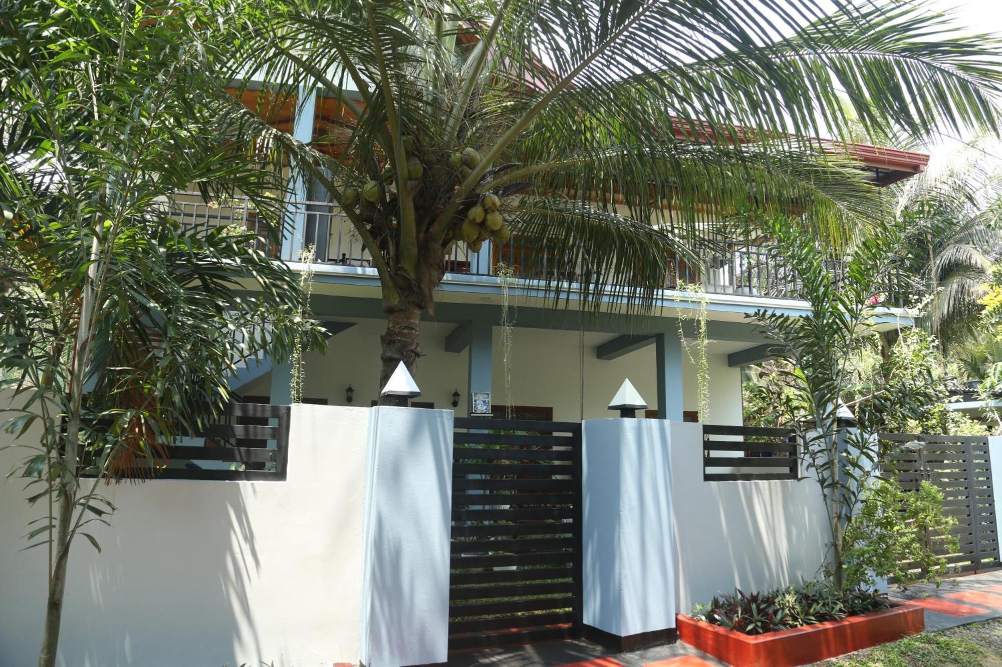 Rose Fort Homestay Jaffna Exteriör bild