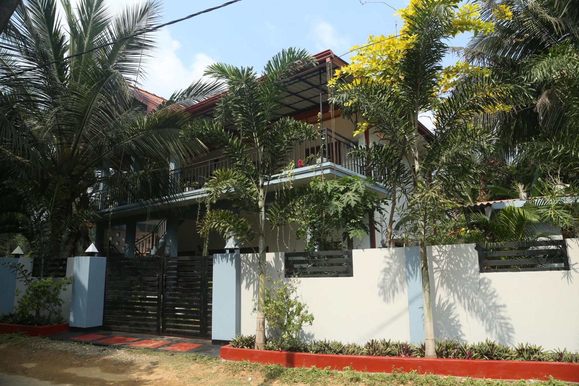 Rose Fort Homestay Jaffna Exteriör bild