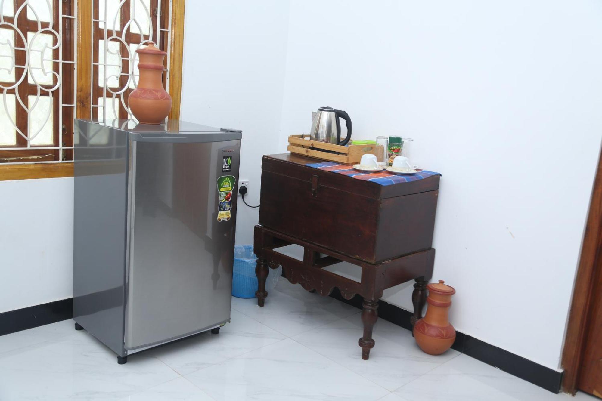 Rose Fort Homestay Jaffna Exteriör bild