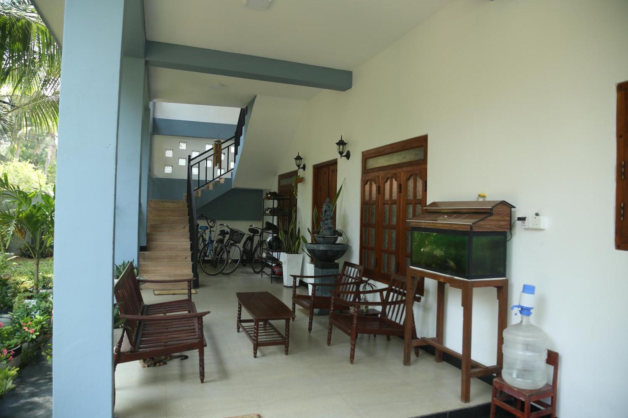 Rose Fort Homestay Jaffna Exteriör bild