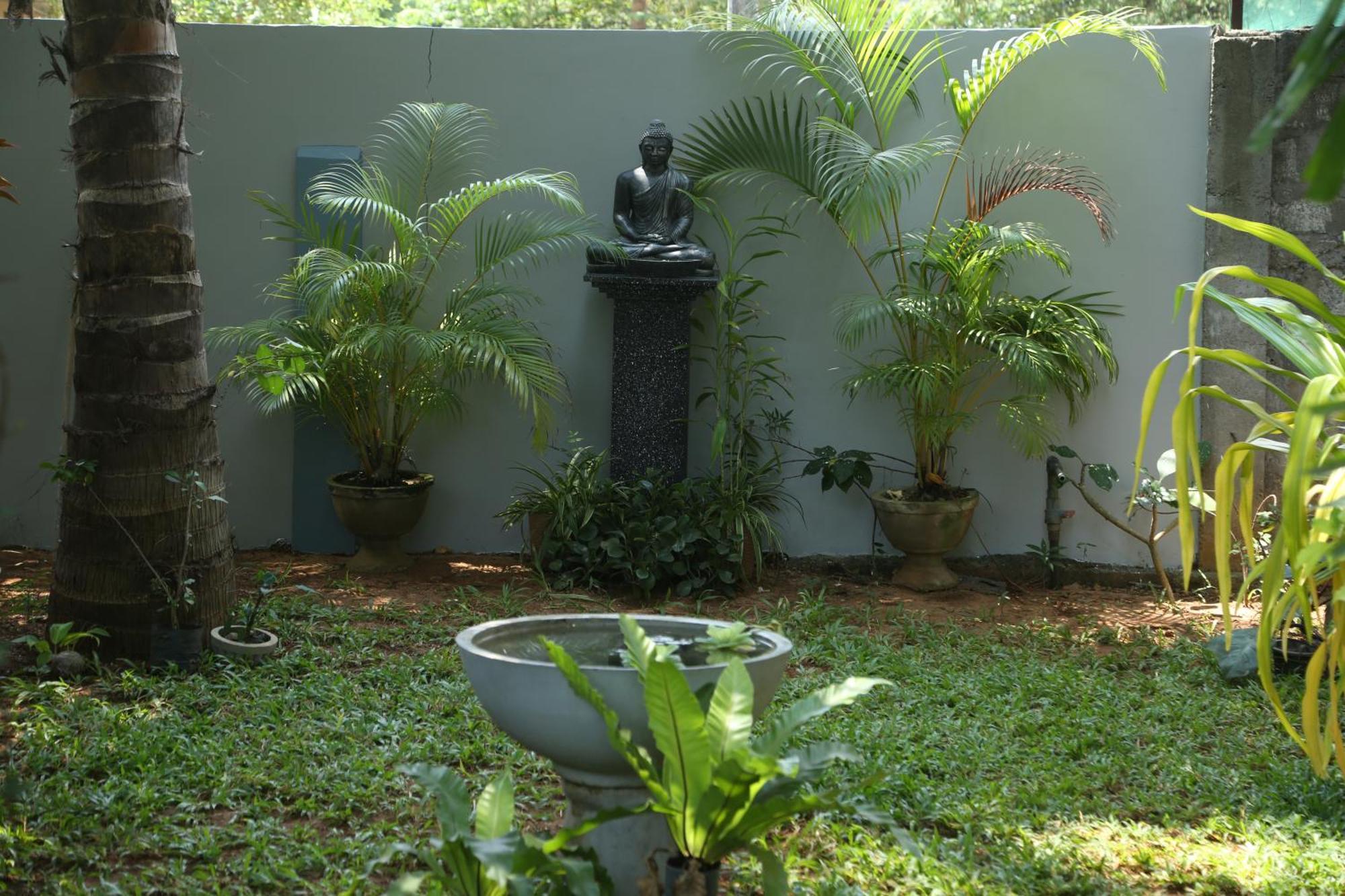 Rose Fort Homestay Jaffna Exteriör bild